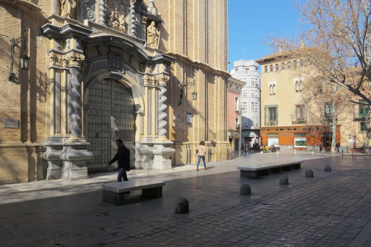 Palacio De Los Luna Saragoça Exterior foto